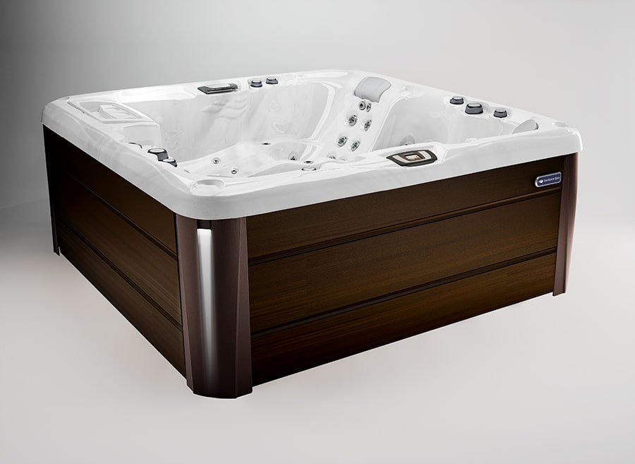 Cameo® hot tub in 